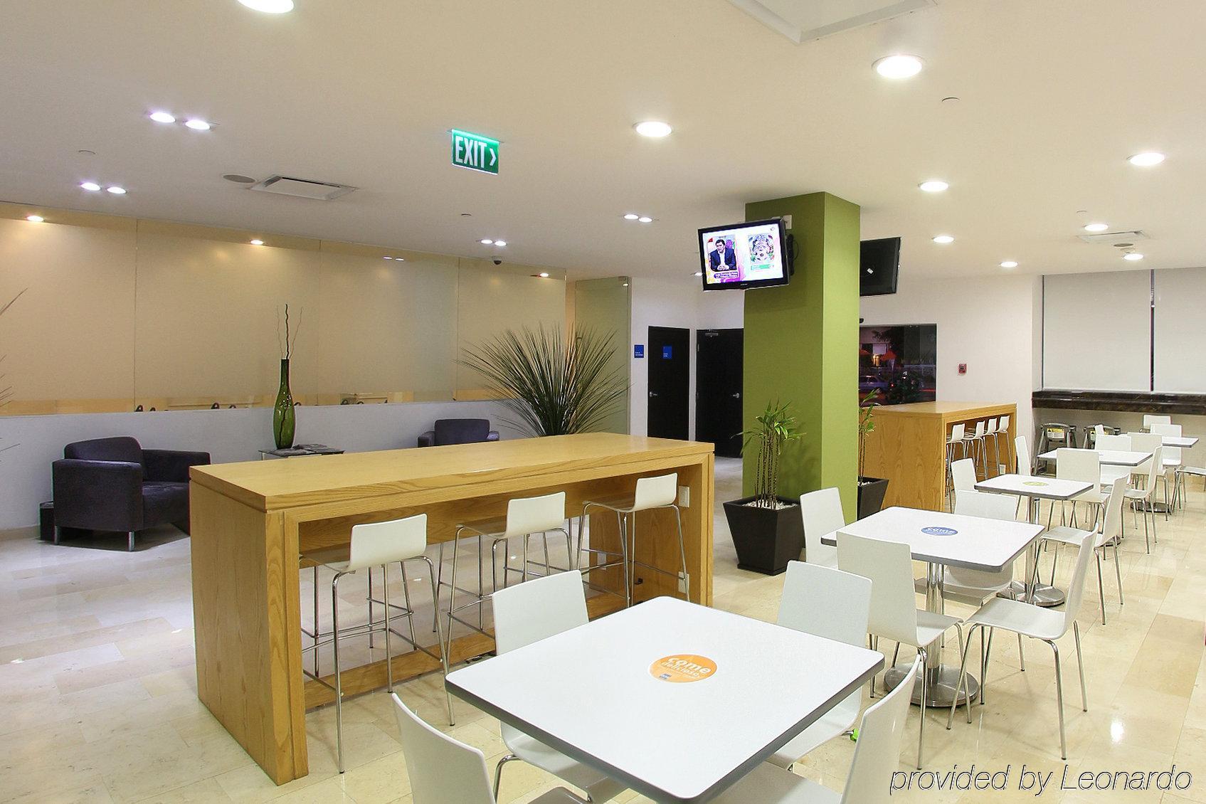 One Culiacan Forum レストラン 写真